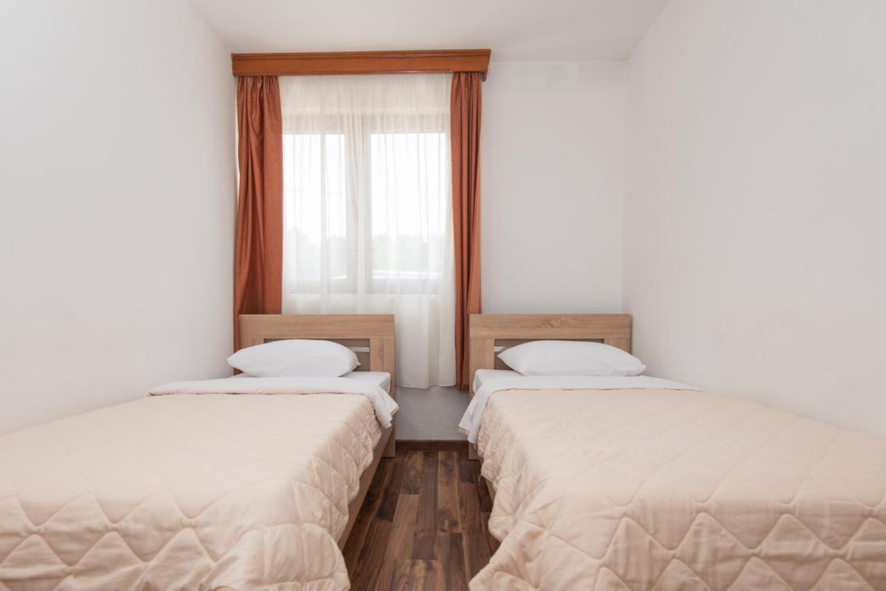 Ethno Village St George Cetynia Zewnętrze zdjęcie