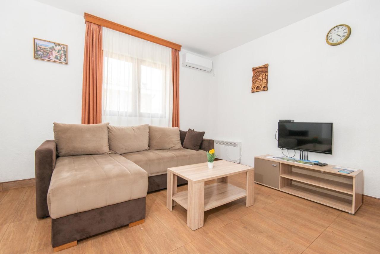 Ethno Village St George Cetynia Zewnętrze zdjęcie